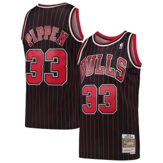 Men's Chicago Bulls Scottie Pippen Mitchell & Ness Hardwood Classics 1995-96 Swingman Jersey