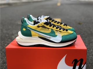 Authentic Sacai x Nike LdV Waffle