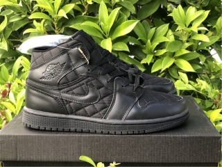 Authentic Air Jordan 1 Mid SE