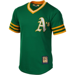 Men's Oakland Athletics Majestic Green Alternate Cooperstown Cool Base Team Jersey