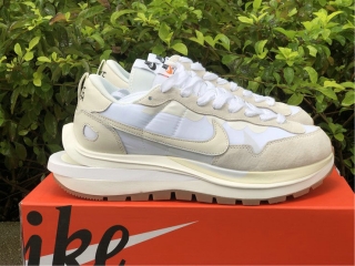 Authentic Nike regasus vaporrly SP x Sacai