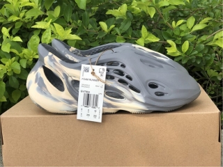 Authentic AD Y Foam Runner