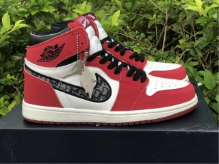 Authentic Dior x Air Jordan 1
