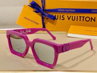 LV Glasses DP 061703 (22)_5197307