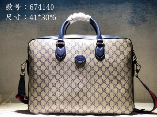 GUCCI 674140 40X30X6cm DF 1_910703