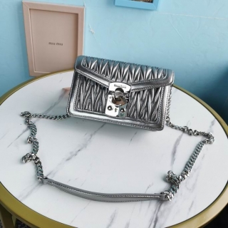 MiuMiu 5BH099 11X18X4cm SF 3色 19_936098