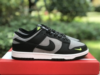 Authentic SB Dunk Low