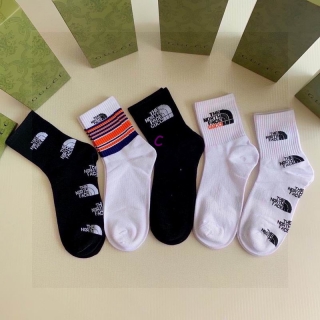 Gucci socks (9)_1475455