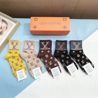 LV socks (4)_1475444