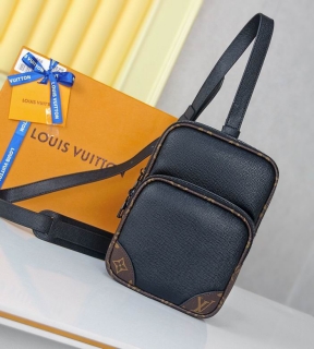 LV 68686 17X21X6cm XM 1_1081774