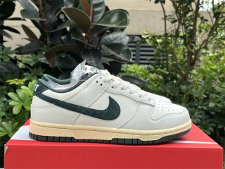 Authentic Nike Dunk Low