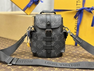 LV Backpack M82769 14X19X6cm XM 1_1114759