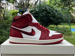 Authentic Air Jordan 1 Mid