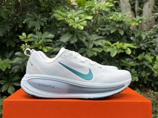 Authentic Nike Vomero 18