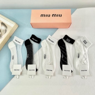 Miumiu socks QY (1)_2990013