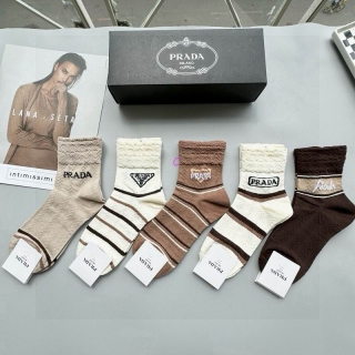 Prada socks (1)_2989999