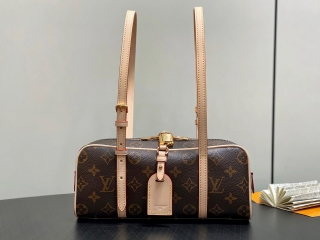 LV Cité Lt M47031 11 5x6 5x26cm gf1_1975083