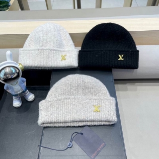 LV hat (533)_3417794