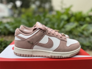 Authentic Nike Dunk Low