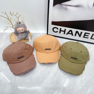 Jacouemus Cap dx (1188)_3568645