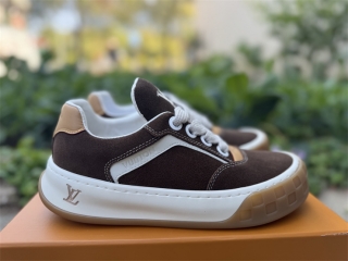 Authentic LOUIS VUITTON Tilted  Men's Shoes 