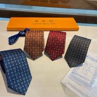 LV Tie hm (34)_3663704
