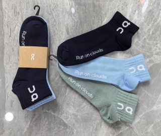 ON socks QY (101)_4370815