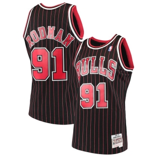 Men's Chicago Bulls Dennis Rodman Mitchell & Ness Black 1995-96 Swingman Jersey