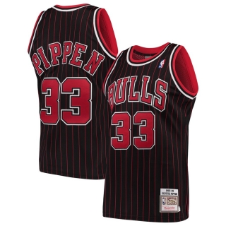Men's Chicago Bulls Scottie Pippen Mitchell & Ness Black 1995-96 Hardwood Classics Authentic Jersey