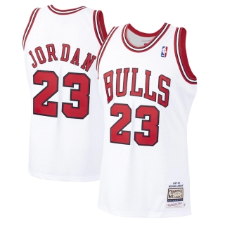 Men's Chicago Bulls Michael Jordan Mitchell & Ness White 1997-98 Hardwood Classics Authentic Player Jersey