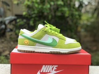 Authentic Nike SB Dunk Low  85