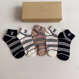 Burberry socks (5)_1475479