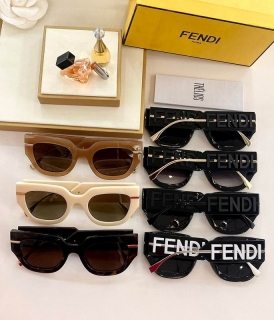 Fendi Glasses (30)_1588644