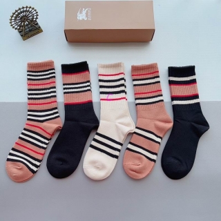 Burberry socks (1)_1946537