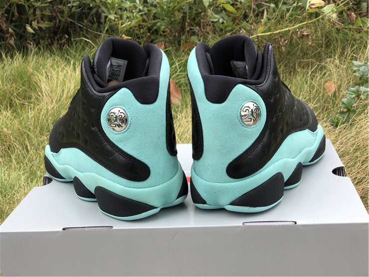 aj 13 island green
